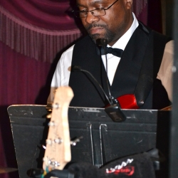 Wayne_reading